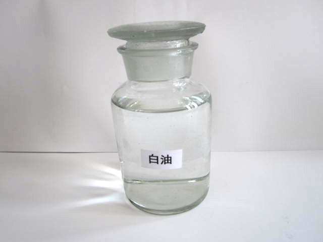 白油 白油(white oil )为无色透明油状液体,没有气味。0.831~0.883,
